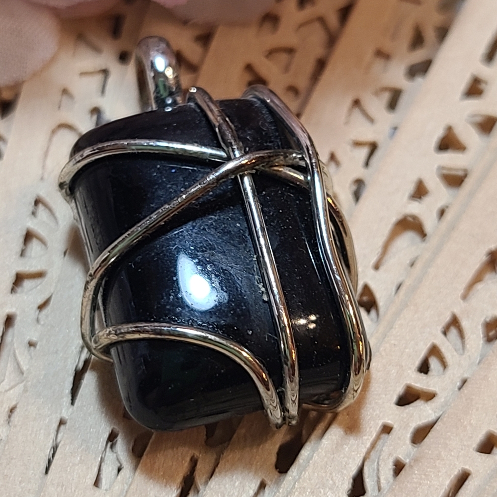 Vintage wire wrapped Pendant for sale